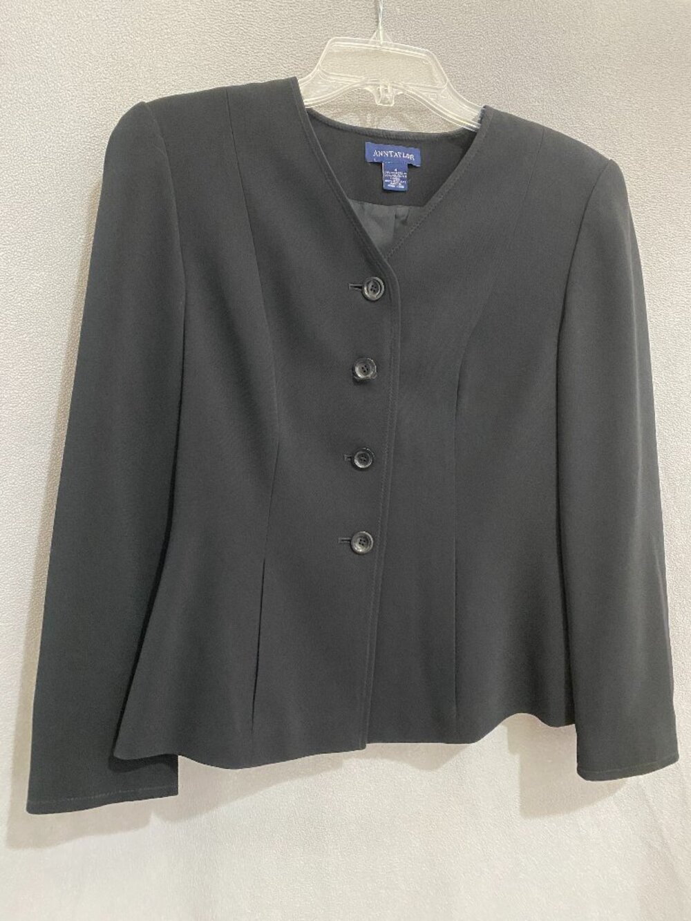 Ann Taylor Black Collarless Blazer Jacket Women’s Size 4 Button Front